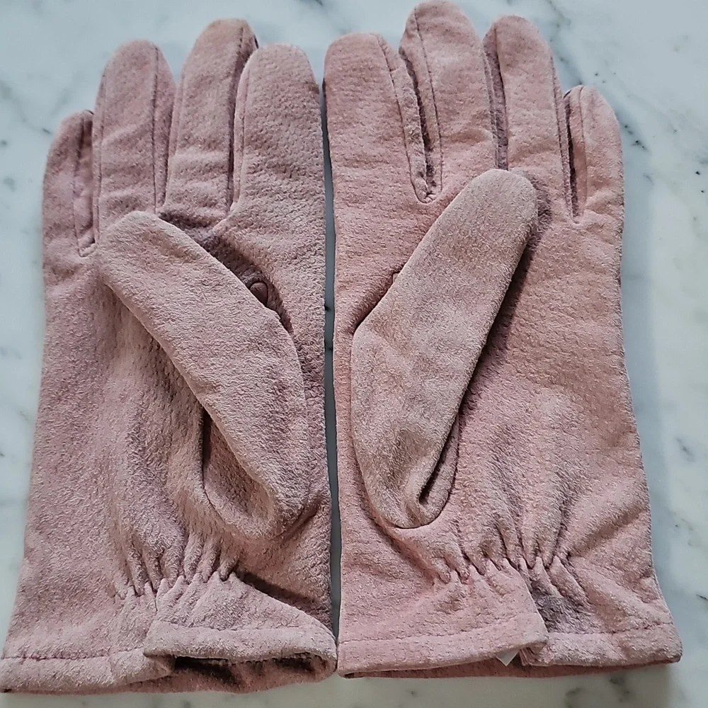 Fownes Fine Imported Pink Suede Women's Gloves Size M